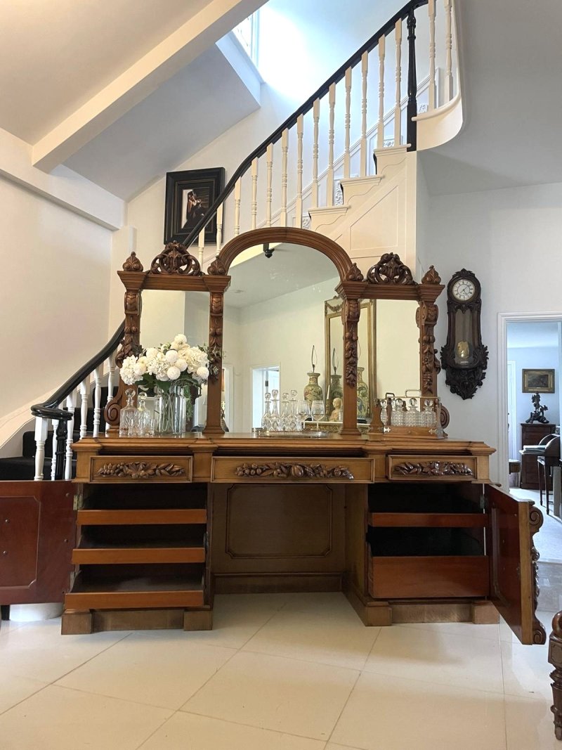 Majestic Antique Victorian Carved Oak Mirror Backed Sideboard - Image 2